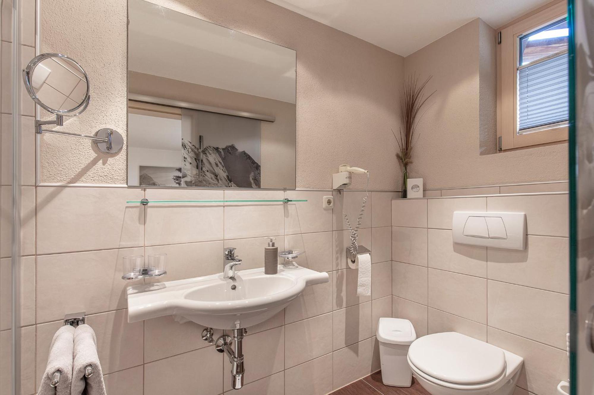 Gustls Ferienhaeusl Apartment Solden Bagian luar foto