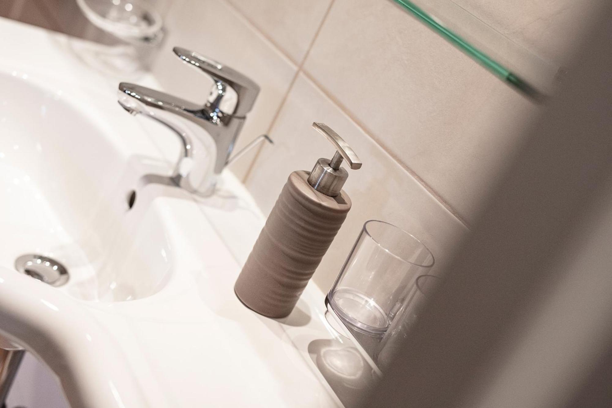 Gustls Ferienhaeusl Apartment Solden Bagian luar foto