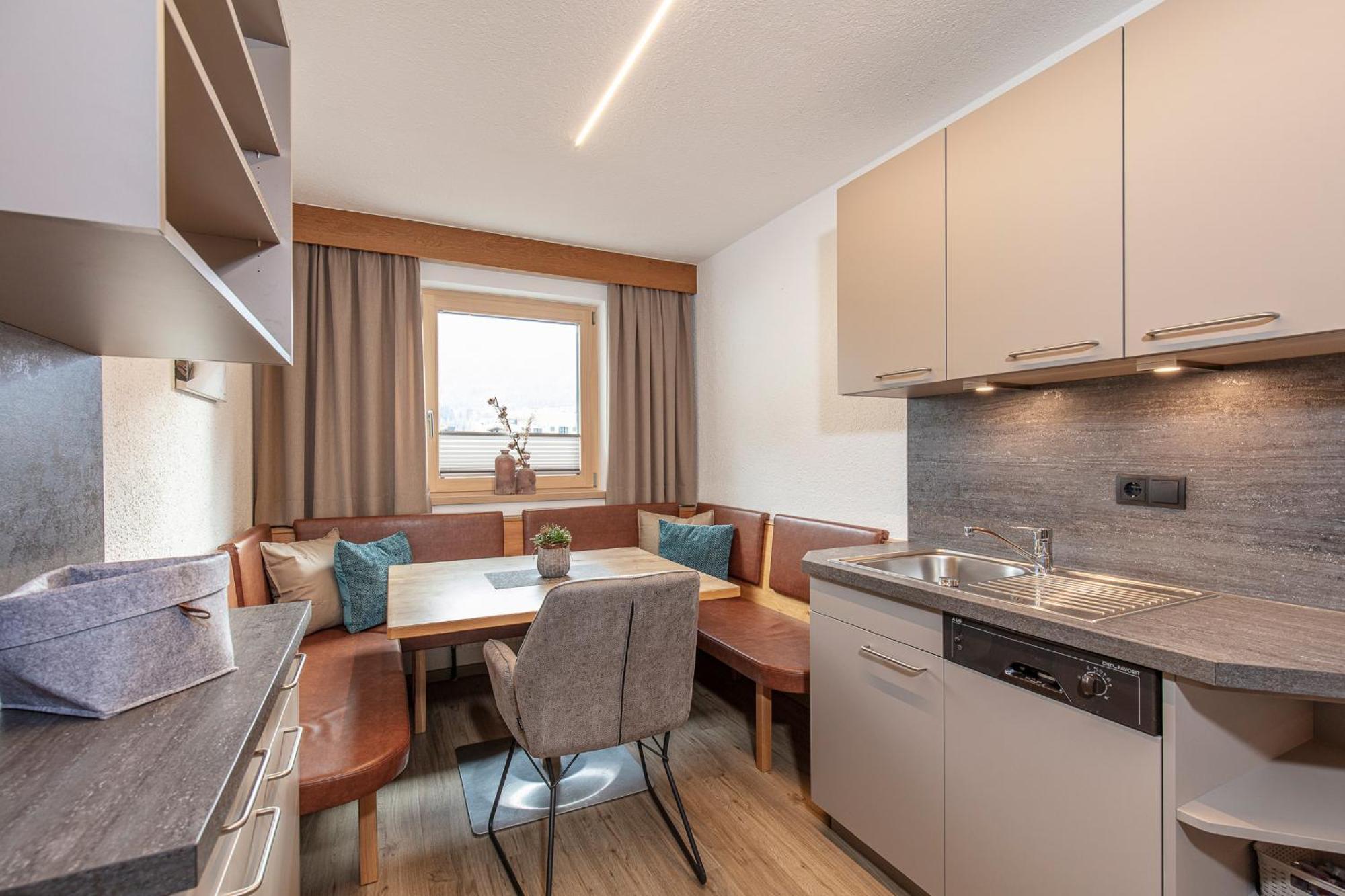 Gustls Ferienhaeusl Apartment Solden Bagian luar foto