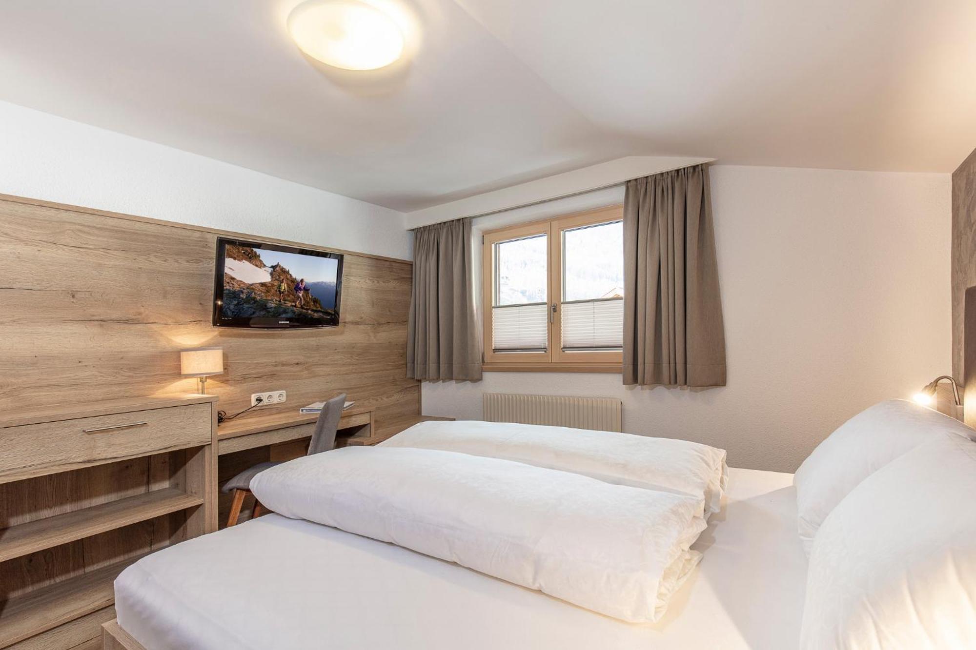 Gustls Ferienhaeusl Apartment Solden Bagian luar foto