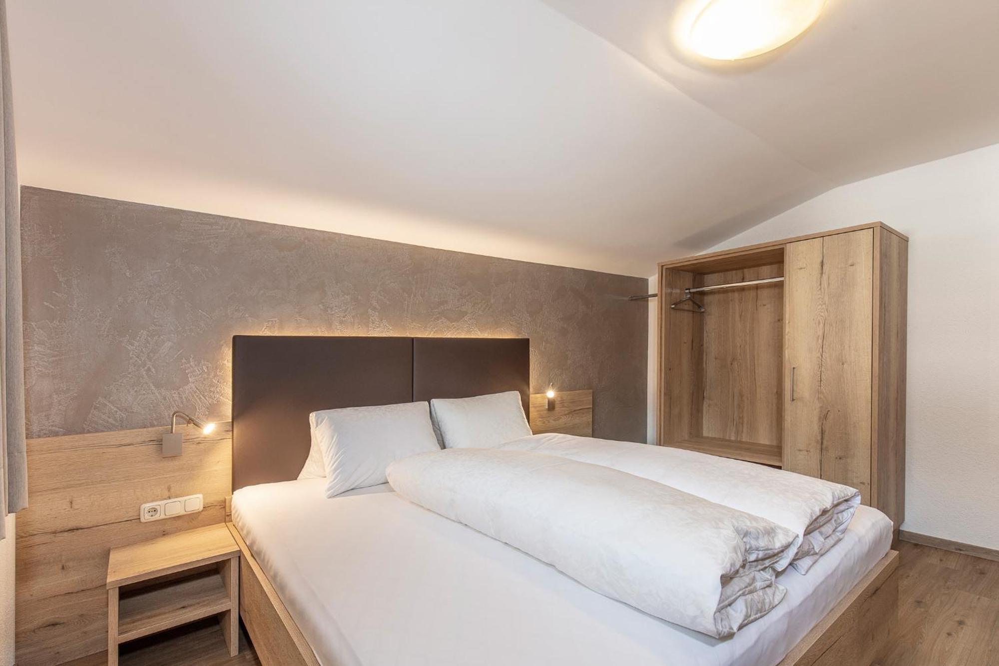 Gustls Ferienhaeusl Apartment Solden Bagian luar foto